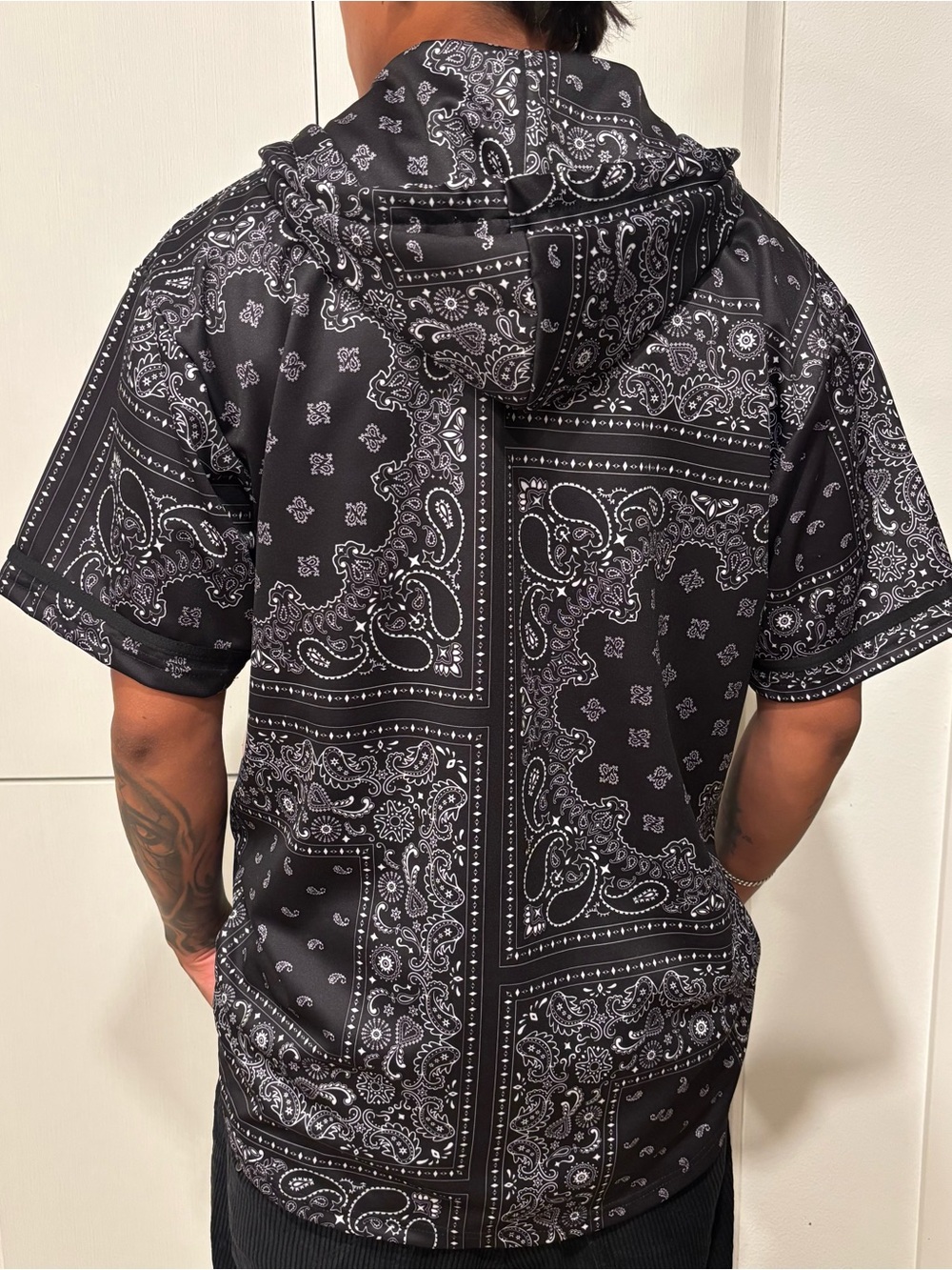 Men's Black Bandana Print Short Sleeve Hooded Jersey - Picture 2 of 3